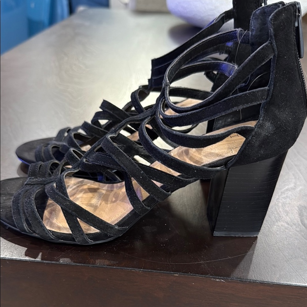 Tahari Black Chunky Heel Strappy Sandals